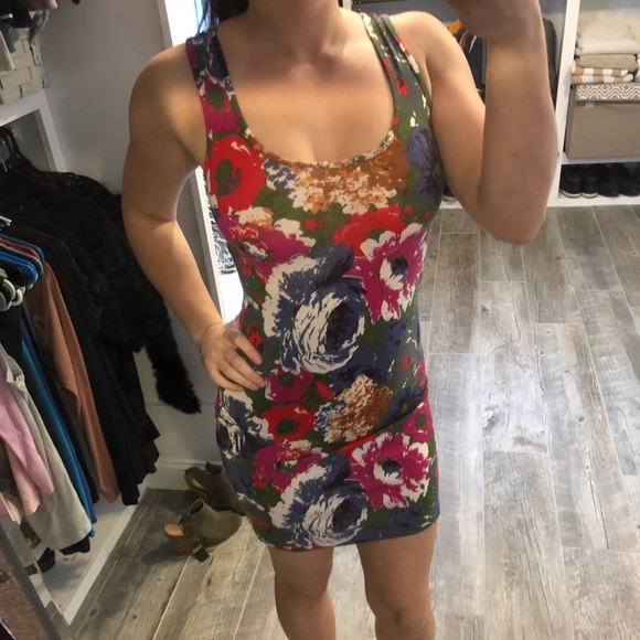 ☀️FLOWER DRESS - Picture 6 of 8